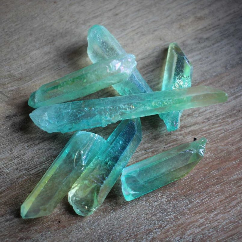 Emerald Ombre Quartz Pocket Crystal